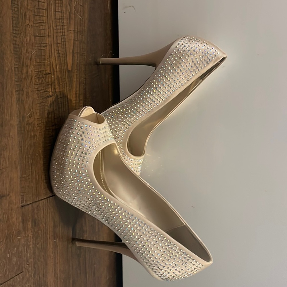 Jennifer Lopez heels